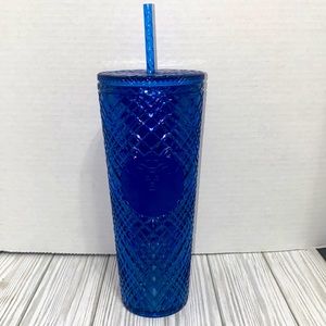 Starbucks 2022 Holiday AZURE BLUE
JEWELED Venti 24oz Tumbler Limited Edition.